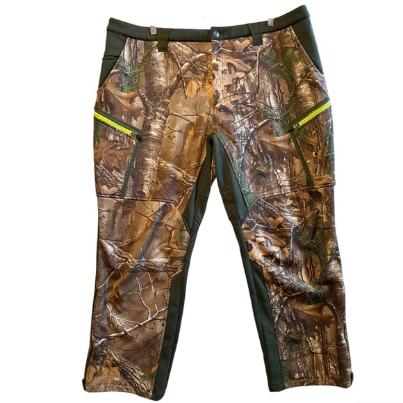 Under Armor Storm x RealTree Scent Control Speedfreek Softshell